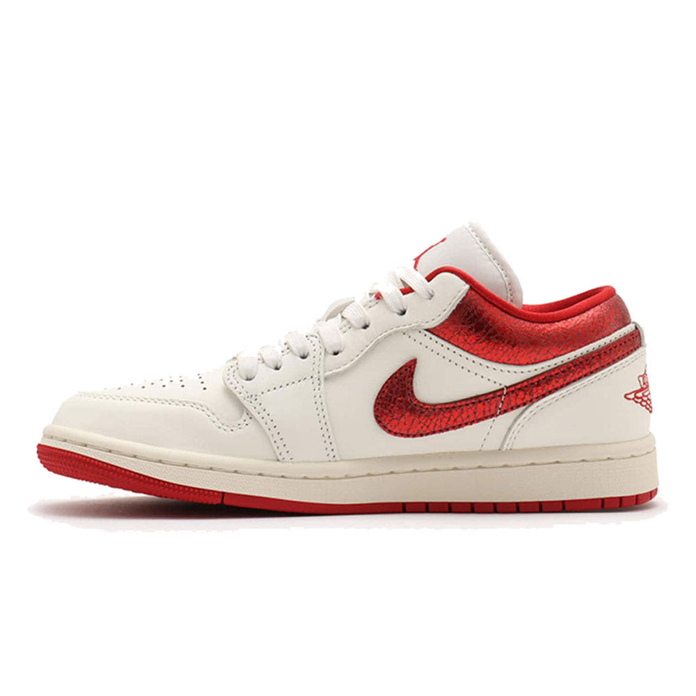 나이키 W 에어 조던 1 로우 SE 세일 바시티 레드 hj9338-106